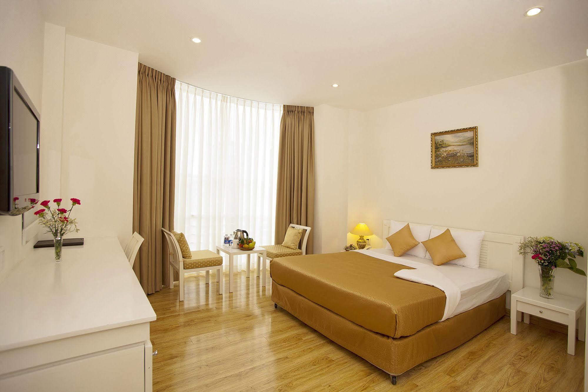 Nicecy Nganha Hotel Thành Pho Ho Chí Minh Esterno foto